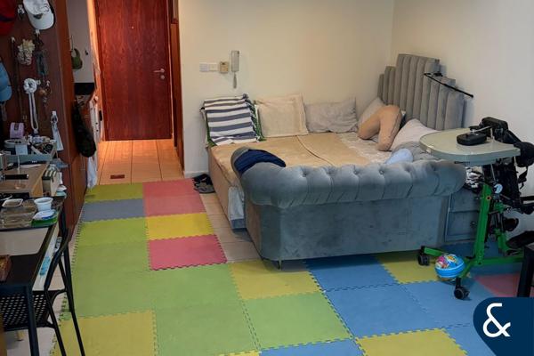 Furnished | Studio | Balcony